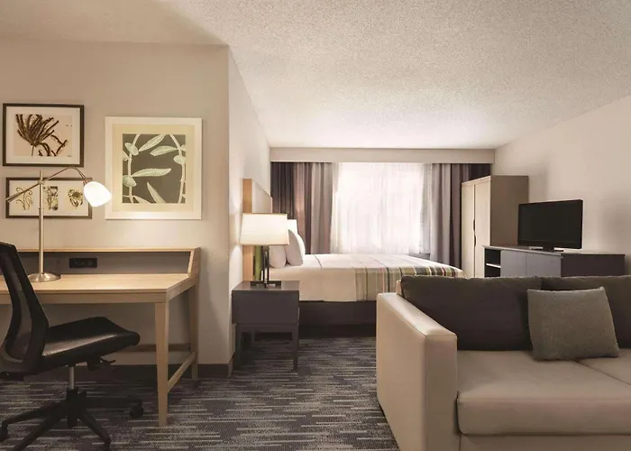 Country Inn & Suites By Radisson, Northfield, Mn