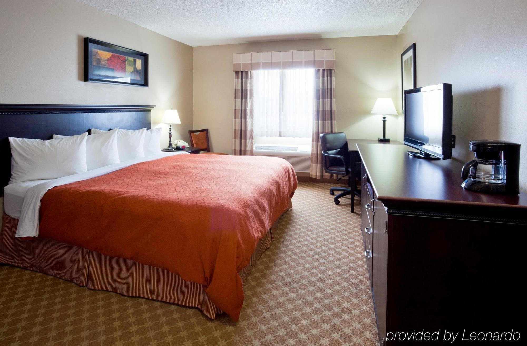 Hotel Country & By Radisson, Northfield, Mn